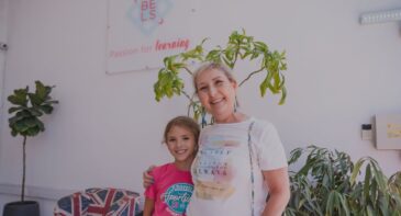 a parent and child attending our English courses for families in Malta.